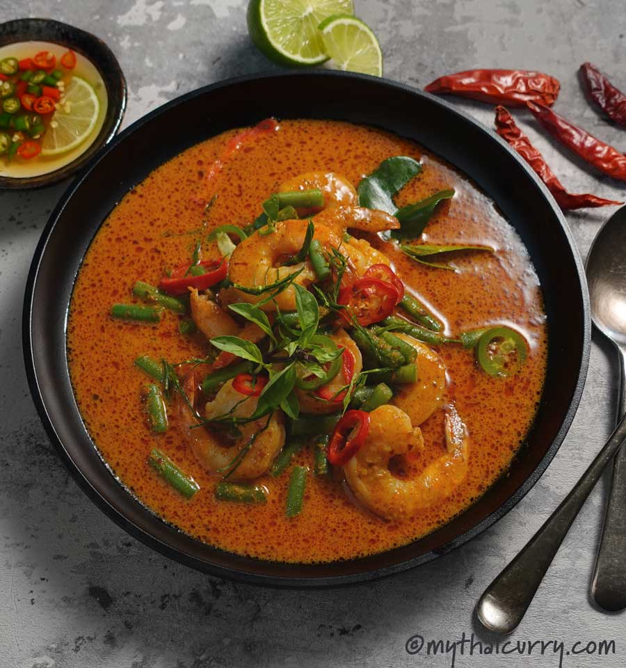 Authentic thai prawn curry online